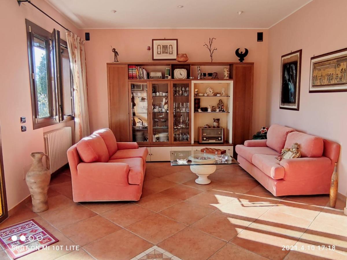 Villa Sargheruoli Монтерони-ди-Лечче Экстерьер фото
