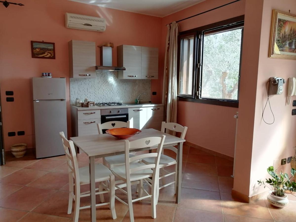 Villa Sargheruoli Монтерони-ди-Лечче Экстерьер фото