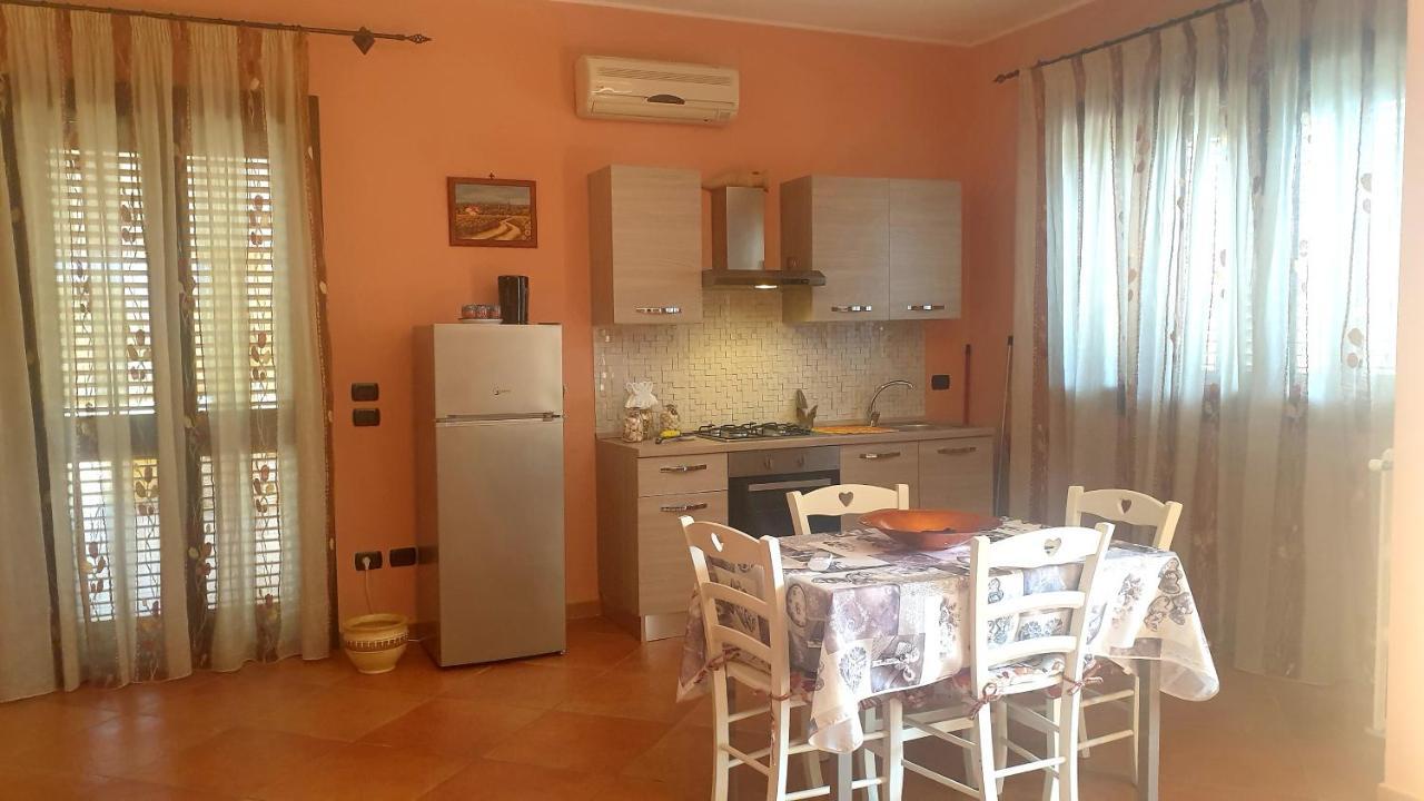 Villa Sargheruoli Монтерони-ди-Лечче Экстерьер фото